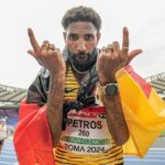 Petros gut gelaunt nach Paris – Drei Halbmarathon-Medaillen