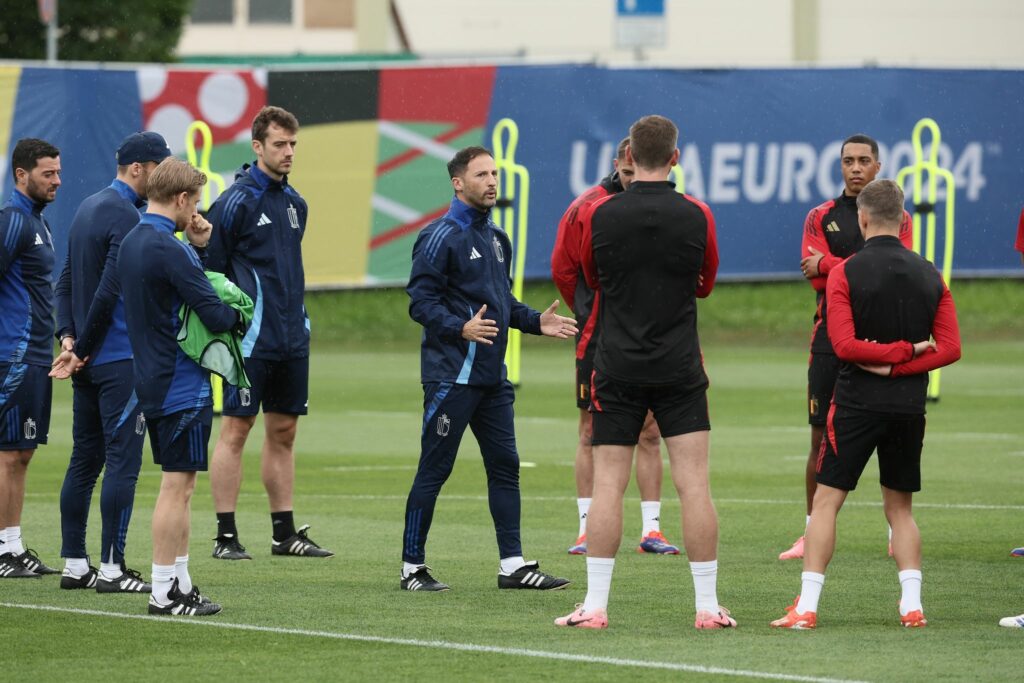 Tedescos Belgier haben Spaß vor Achtelfinale