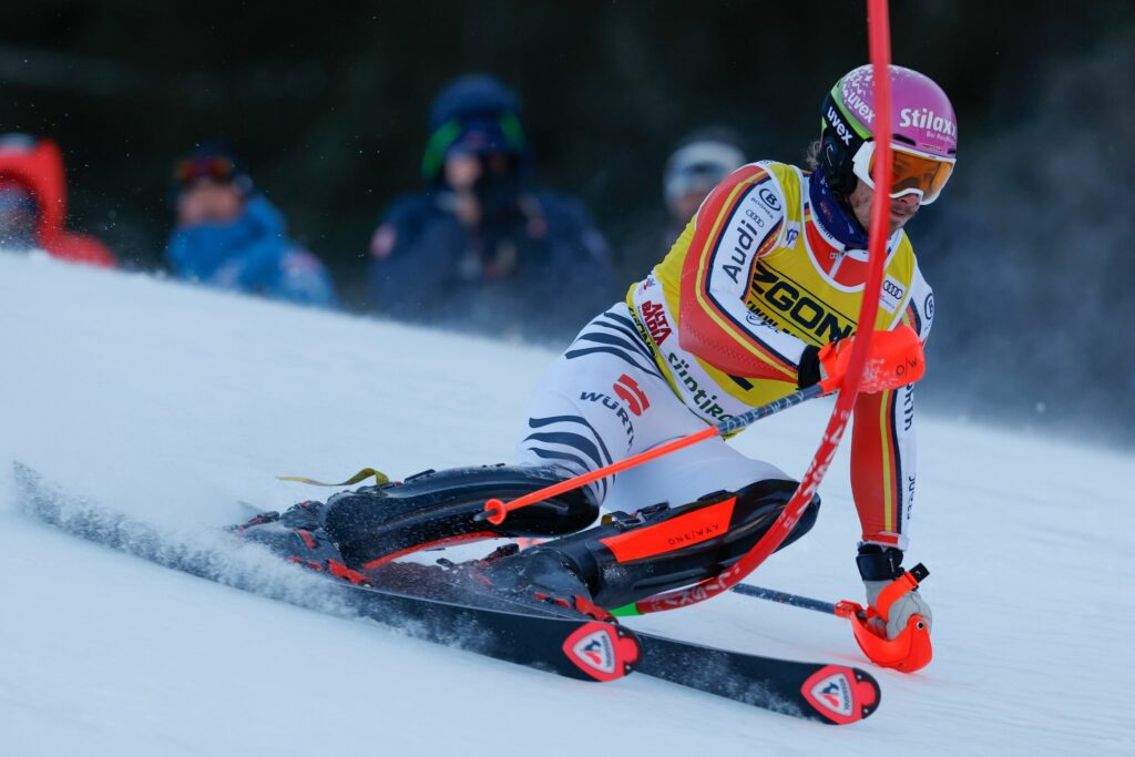 Slalom-Ass Straßer scheidet aus und hadert