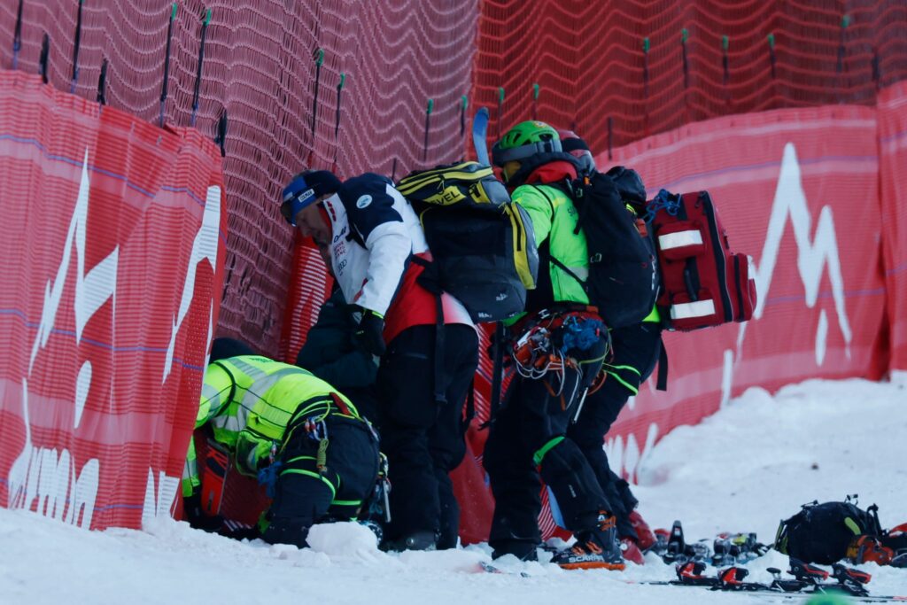 Nach Sturz: Operation bei Ski-Star Sarrazin gut verlaufen