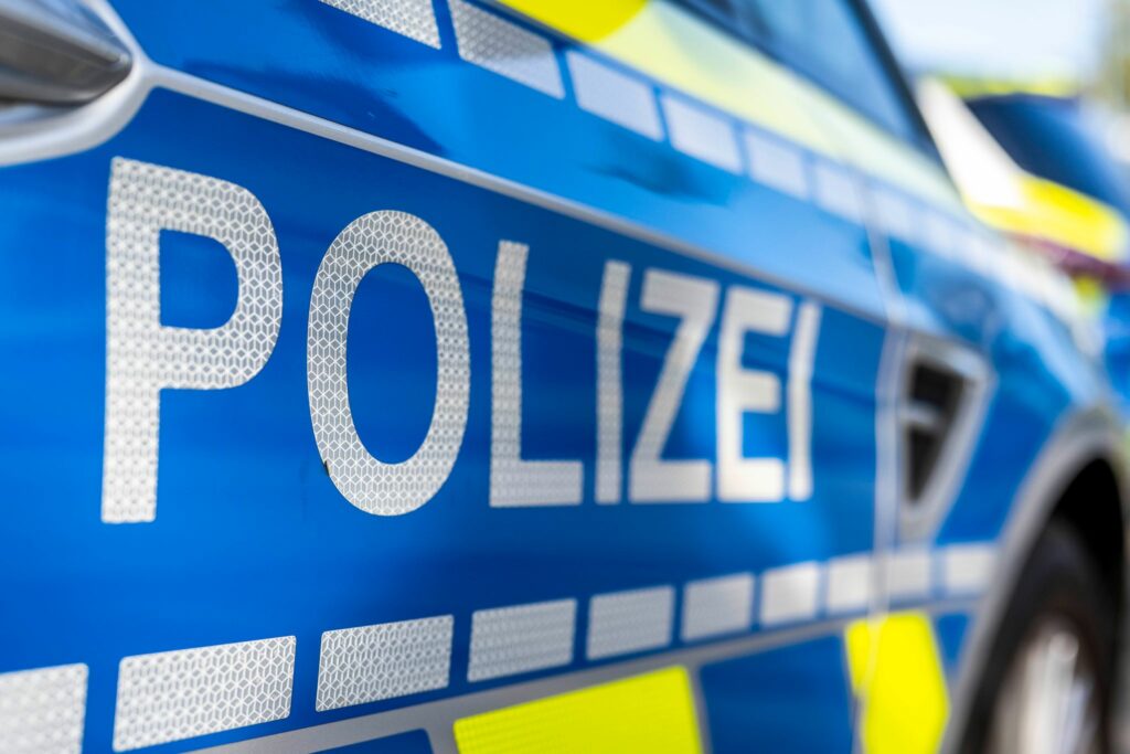 Angriff auf Köln-Anhänger: Polizei überprüft 400 Personen