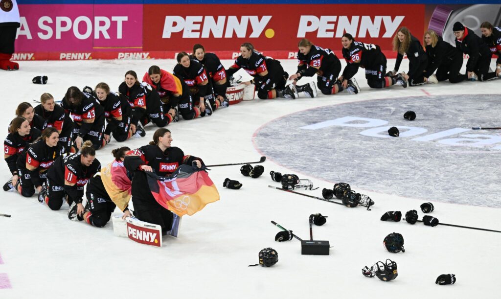 «Italien, wir kommen»: Eishockey-Frauen jubeln über Olympia