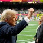 Trump beim Super Bowl mit Jubel und Buh-Rufen empfangen