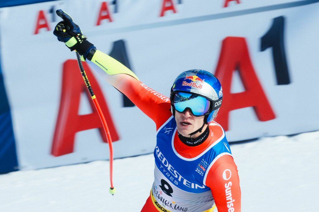 WM-Triumph für Alpin-Star Odermatt im Super-G