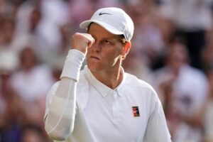 Sinner triumphiert in Wimbledon und entthront Alcaraz