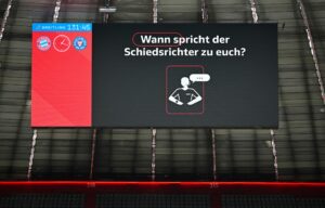 Videobeweis-Durchsagen bald in allen Bundesliga-Stadien