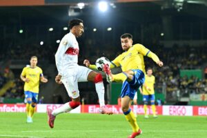 Drama in Braunschweig: Pokal-Verteidiger Stuttgart weiter