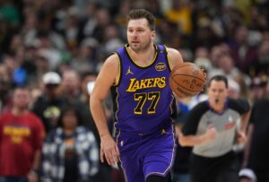 Medien: Doncic bleibt für 165 Millionen Dollar bei Lakers