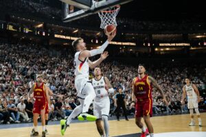 Nowitzki sieht Sieg: Basketballer bezwingen Spanien erneut