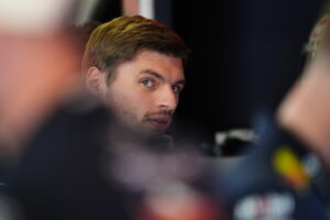 Verstappen-Zeichen zum Mexiko-Auftakt: Platz eins nach Pause