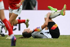 Die Crux mit dem Kreuzband bei Fußballerinnen: Angst wächst