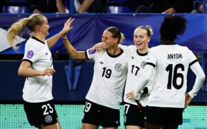 DFB-Frauen «unheimlich stolz» nach Finaleinzug