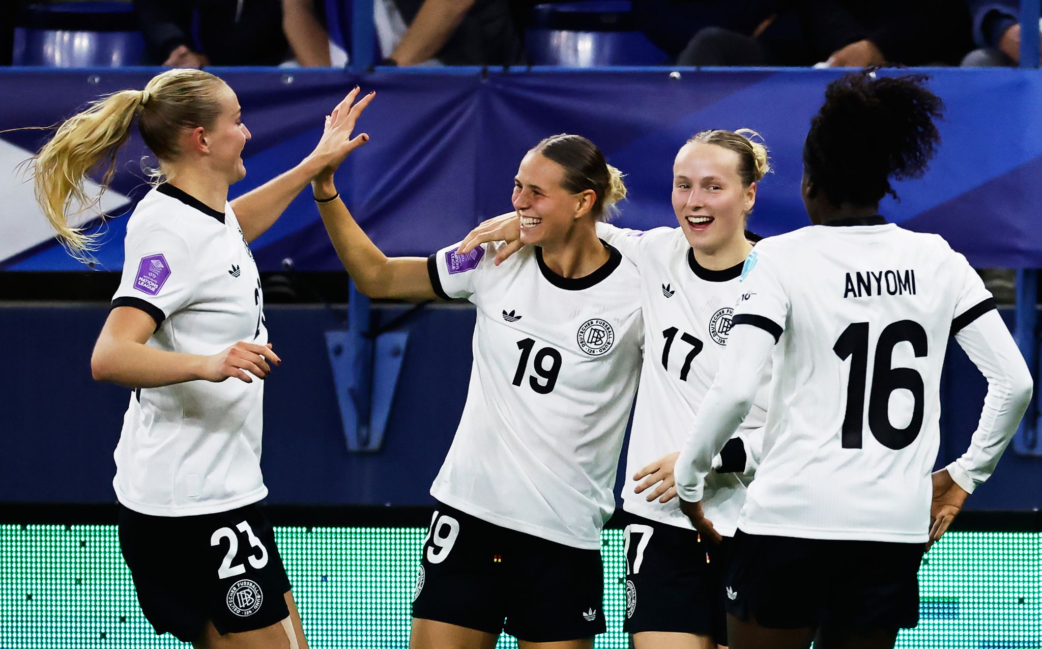 DFB-Frauen «unheimlich stolz» nach Finaleinzug