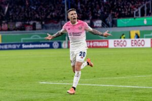 Grimaldo-Rückkehr nach Lissabon: Bayer braucht Punkte