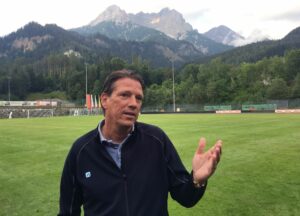 Nach schwerem Verlust: Ziege startet neuen Job in Gladbach