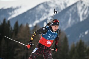 Neue Medaillen-Pannen: Biathlet Strelow hilft sich selbst