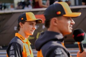 McLaren-Boss: Keine Ungleichbehandlung der Piloten zurück