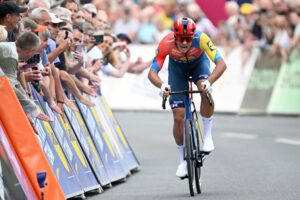 UAE Tour: Italienischer Radprofi stürzt kurz vor dem Ziel