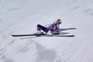 Berichte: Ski-Star Vonn nach Sturz am Bein operiert