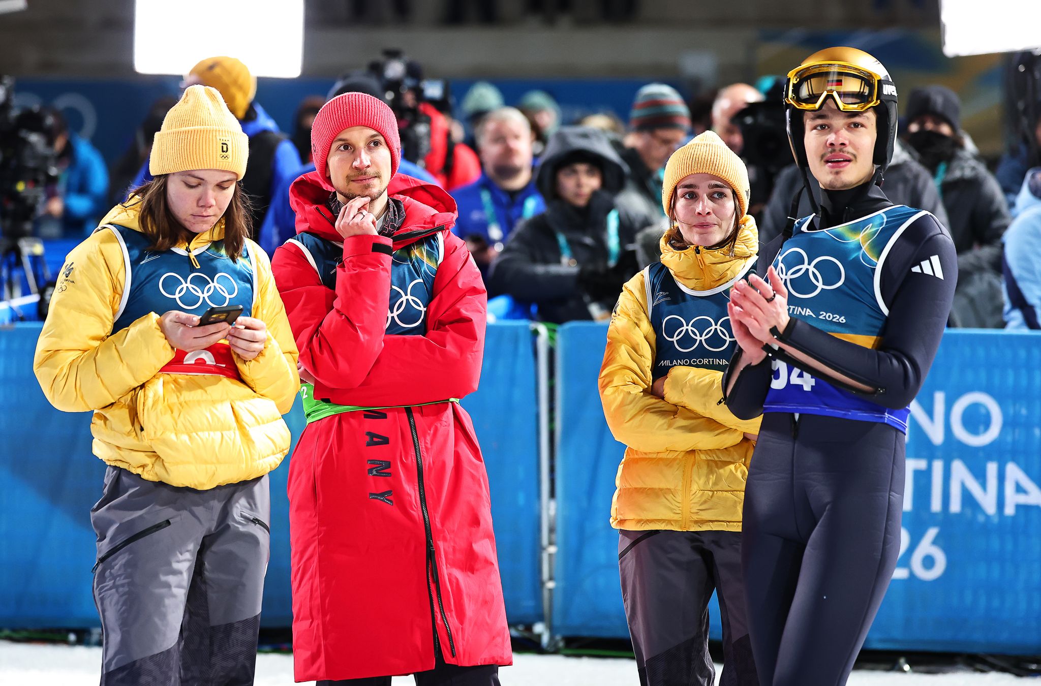 Bier gegen Frust und Nachwehen: Skispringer scheitern knapp