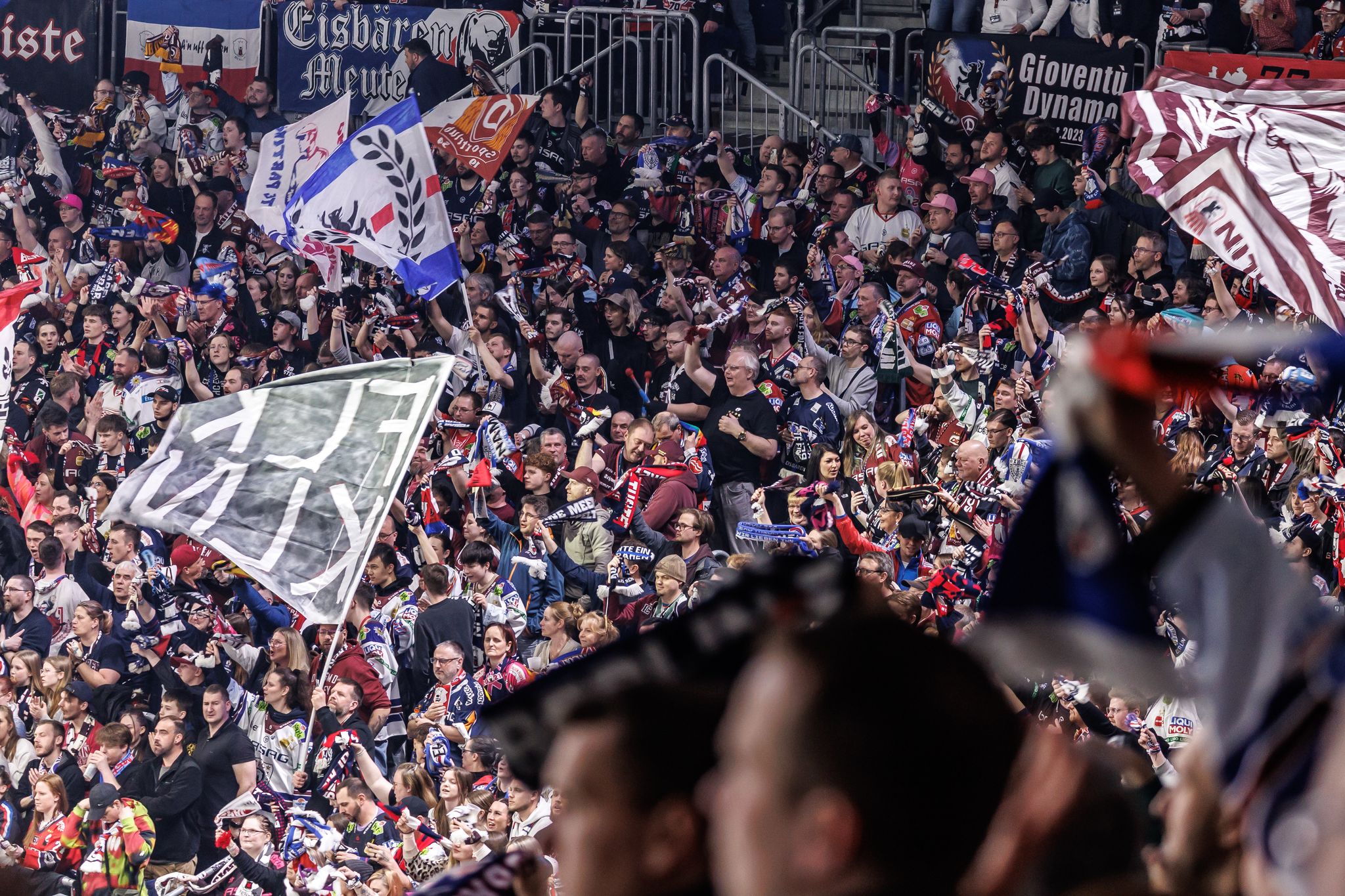 Die Eisbären spielten am Sonntag in Berlin gegen die Kölner. (Archivbild)