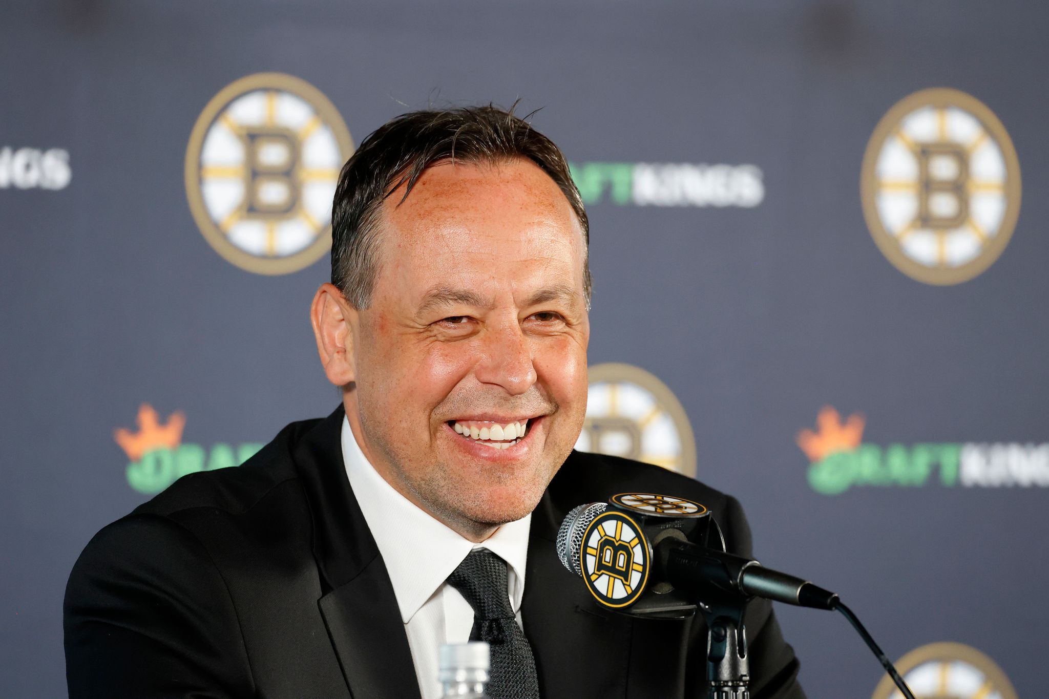 Boston-Bruins-Coach Maro Sturm ist überglücklich in Boston. (Archivbild)