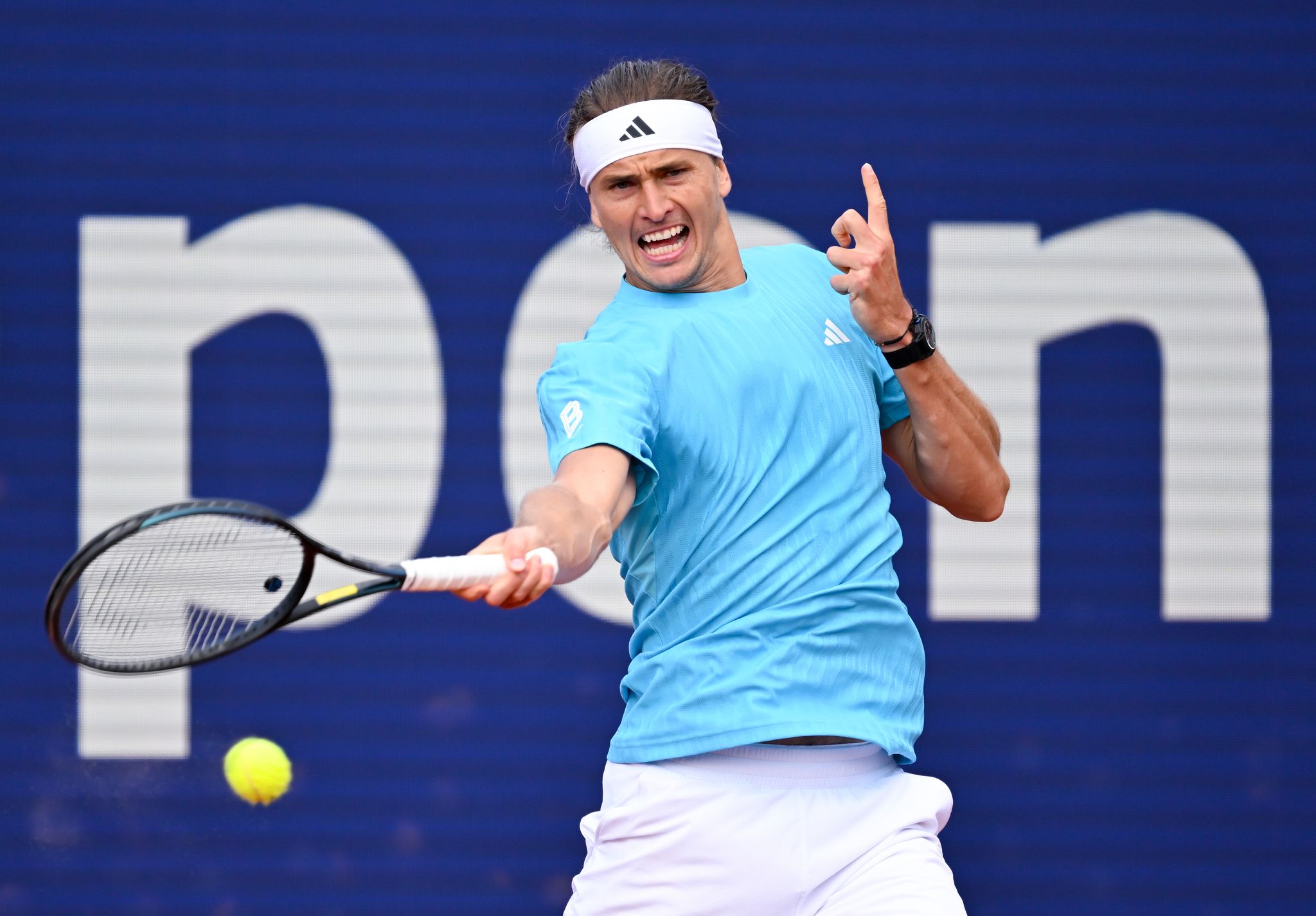 Gewann sein Achtelfinale in München souverän: Alexander Zverev.