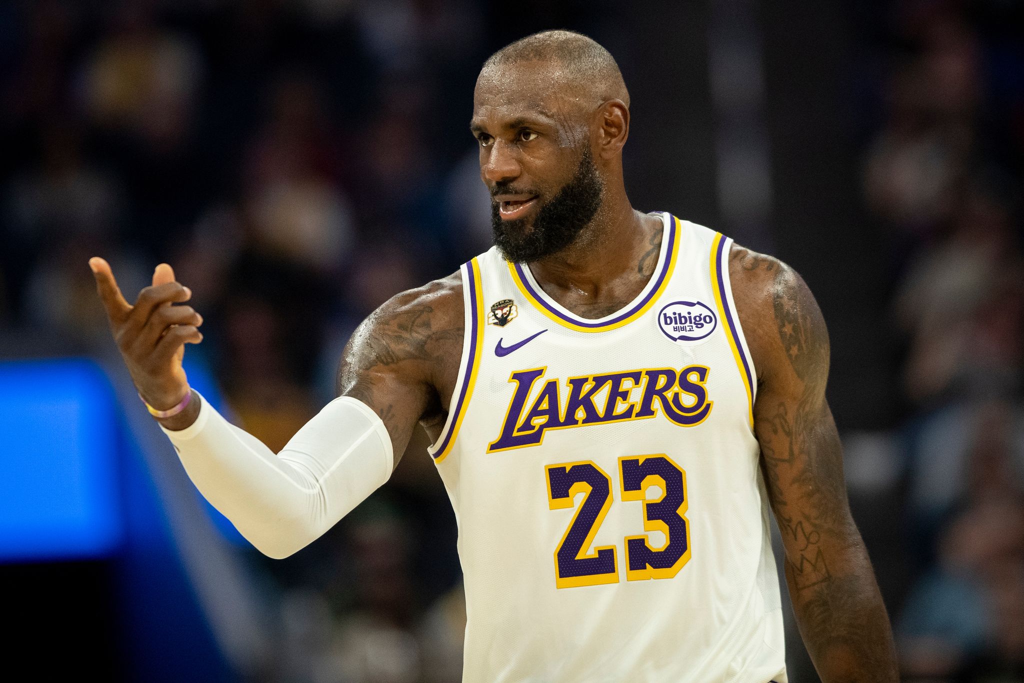 LeBron James führt in Abwesenheit zweier Stars sein Team an. (Archivbild)
