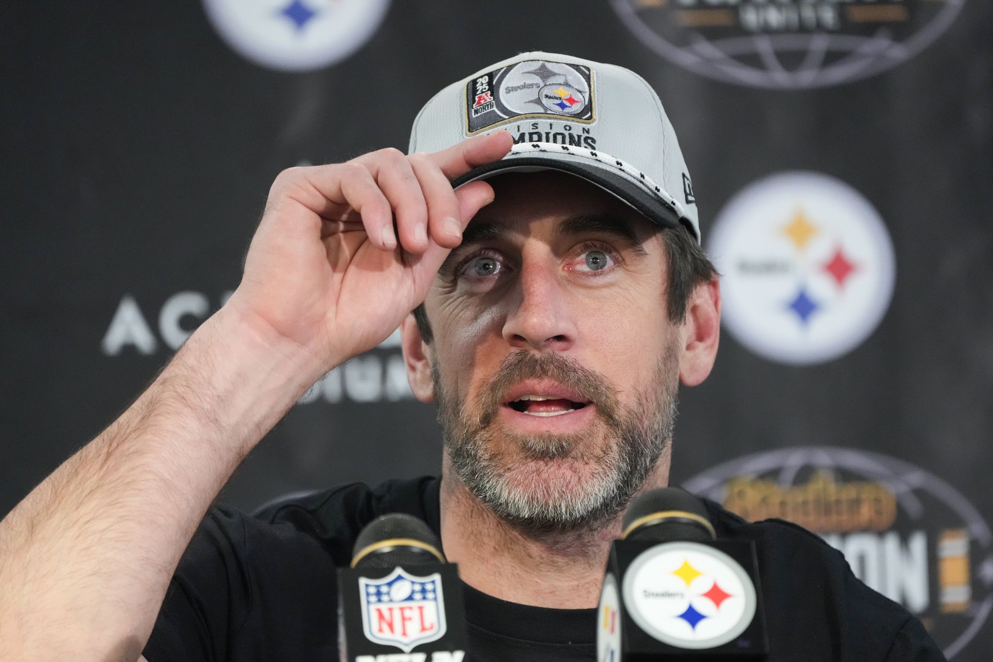 Nimmt bald seinen Hut: Steelers-Quarterback Aaron Rodgers. (Archivbild)