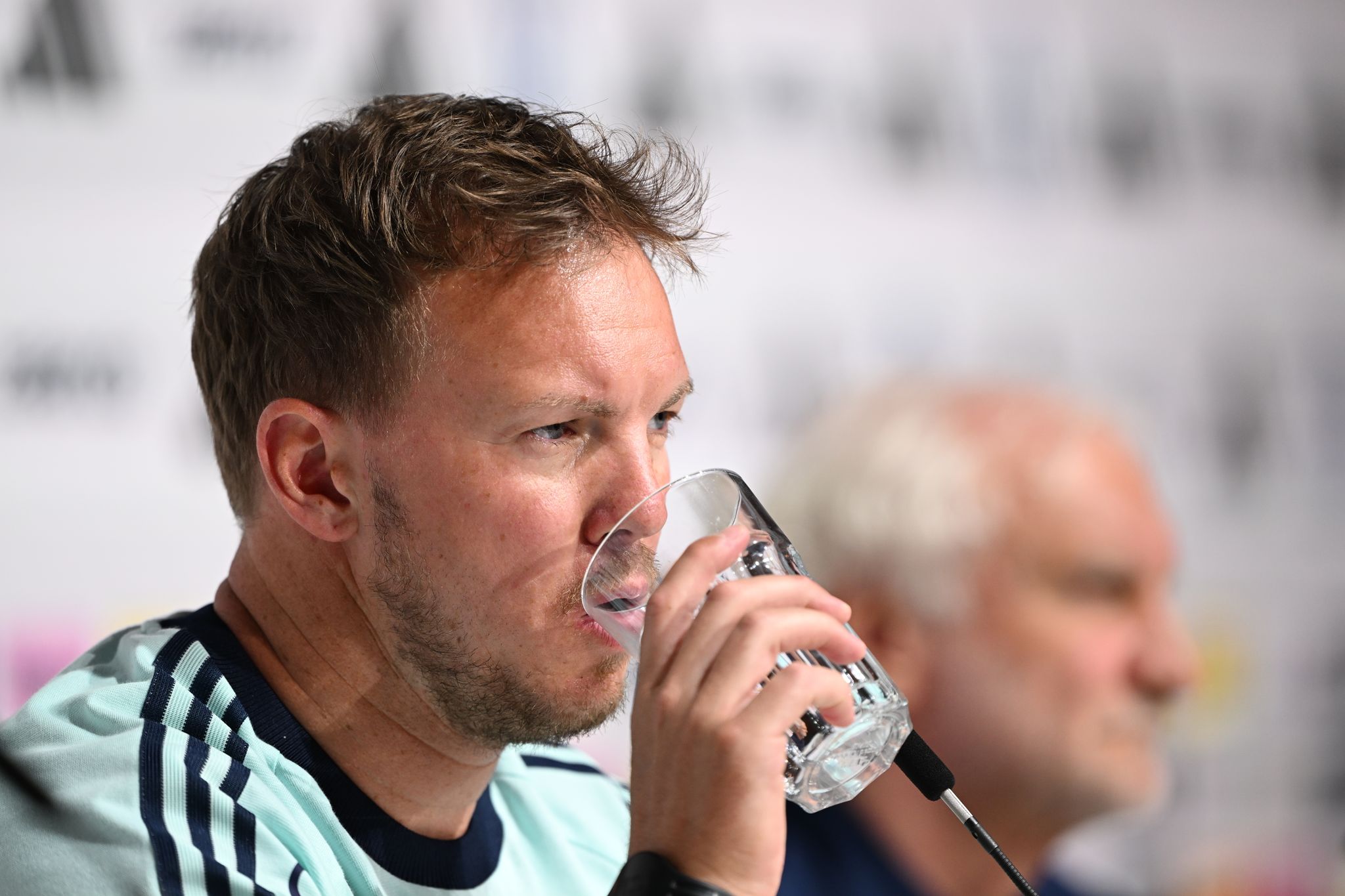 Glas halbvoll oder halbleer? Für Bundestrainer Julian Nagelsmann geht es jetzt in die heiße Phase.