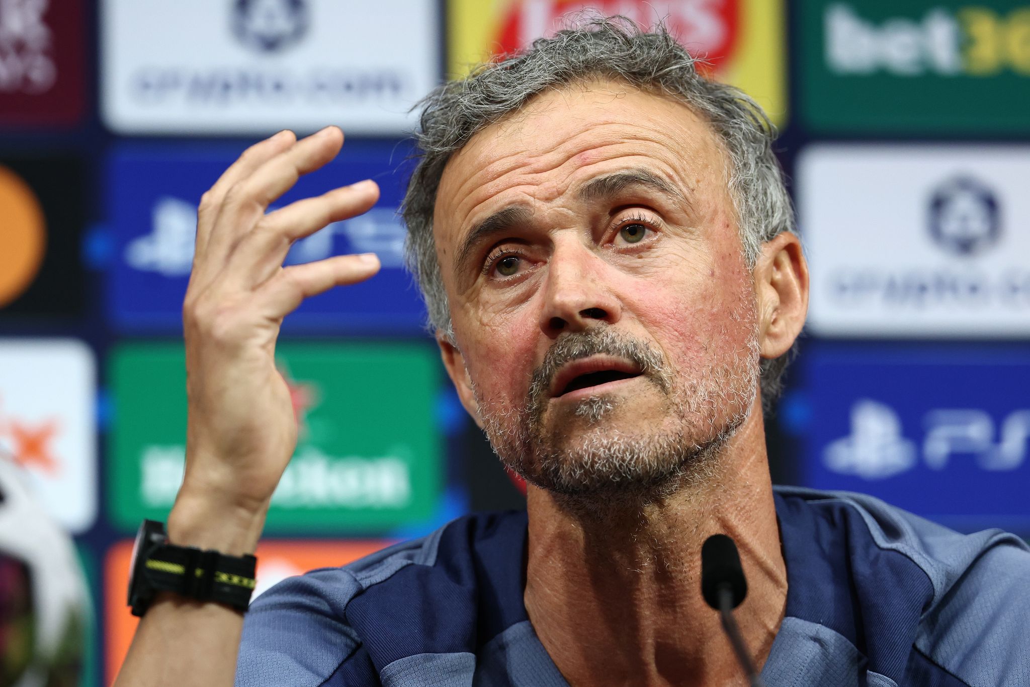 Nach Meinung von PSG-Coach Luis Enrique gibt es keinen Favoriten im Champions-League-Finale. (Archivbild)