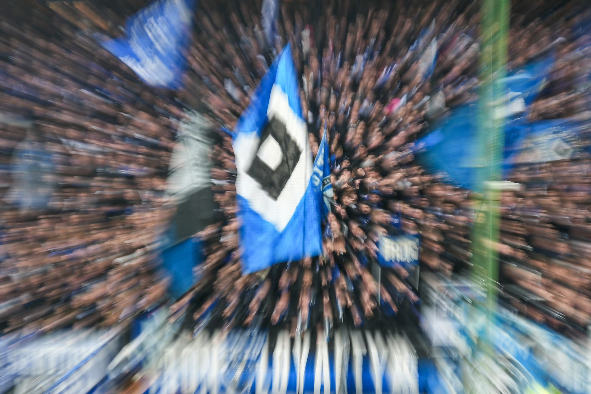 Beim Spiel des Hamburger SV gegen den 1. FC Union Berlin ist die HSV-Spielerin Magou Doucouré zusammengebrochen. (Archivbild)