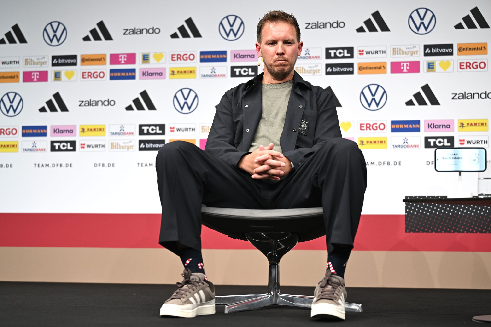 Auch ein Hingucker: Nagelsmanns Socken.