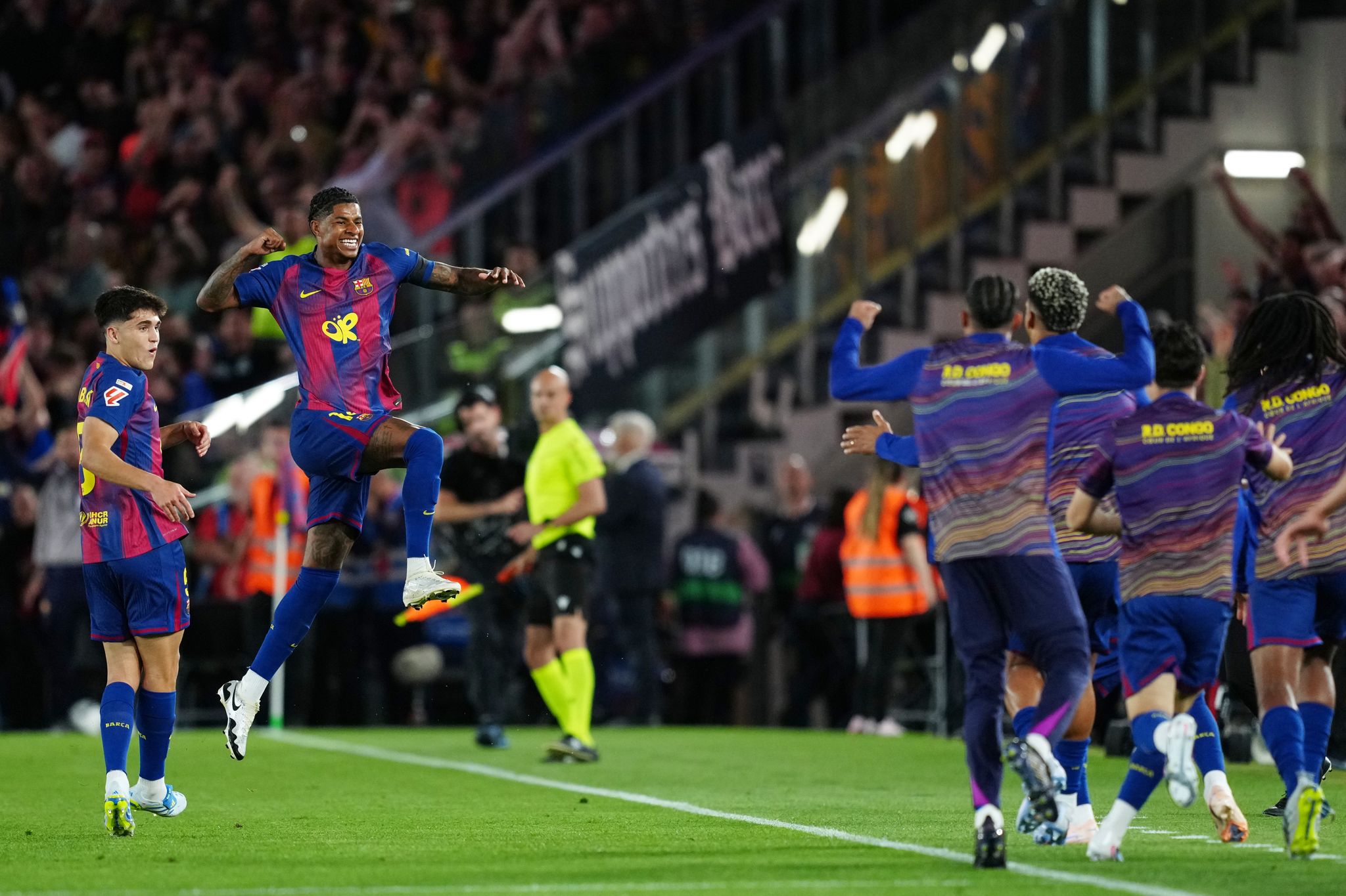 Marcus Rashford ließ den FC Barcelona und seine Fans bereits in der 9. Minute jubeln.