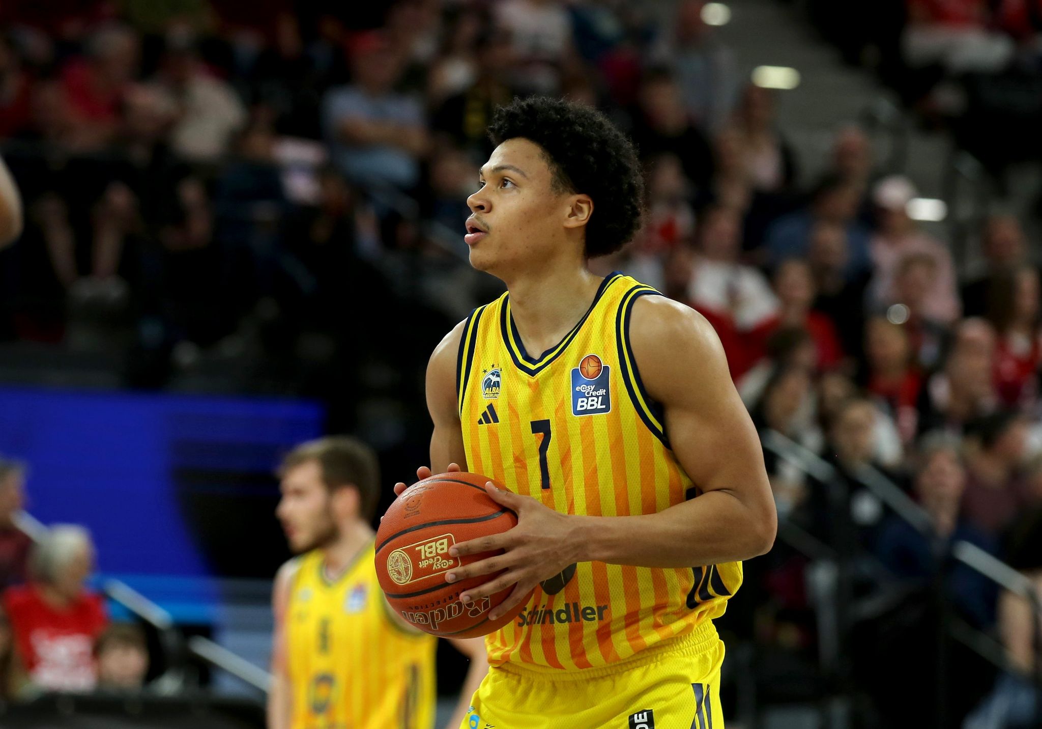 Jack Kayil und Alba Berlin haben sich Platz zwei gesichert. (Archivbild)