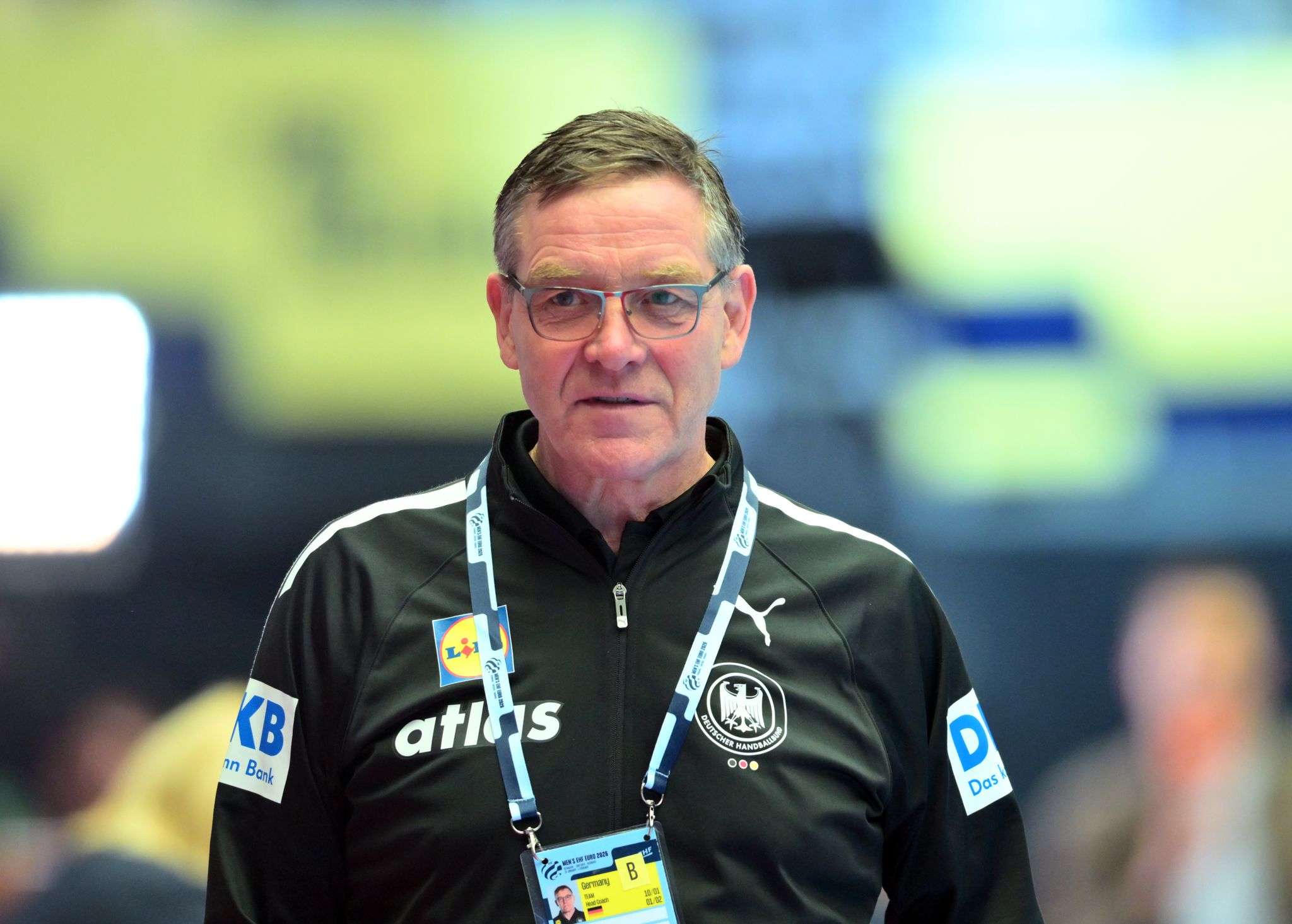 Alfred Gislason bleibt bis Olympia 2028 Handball-Bundestrainer. (Archivbild)