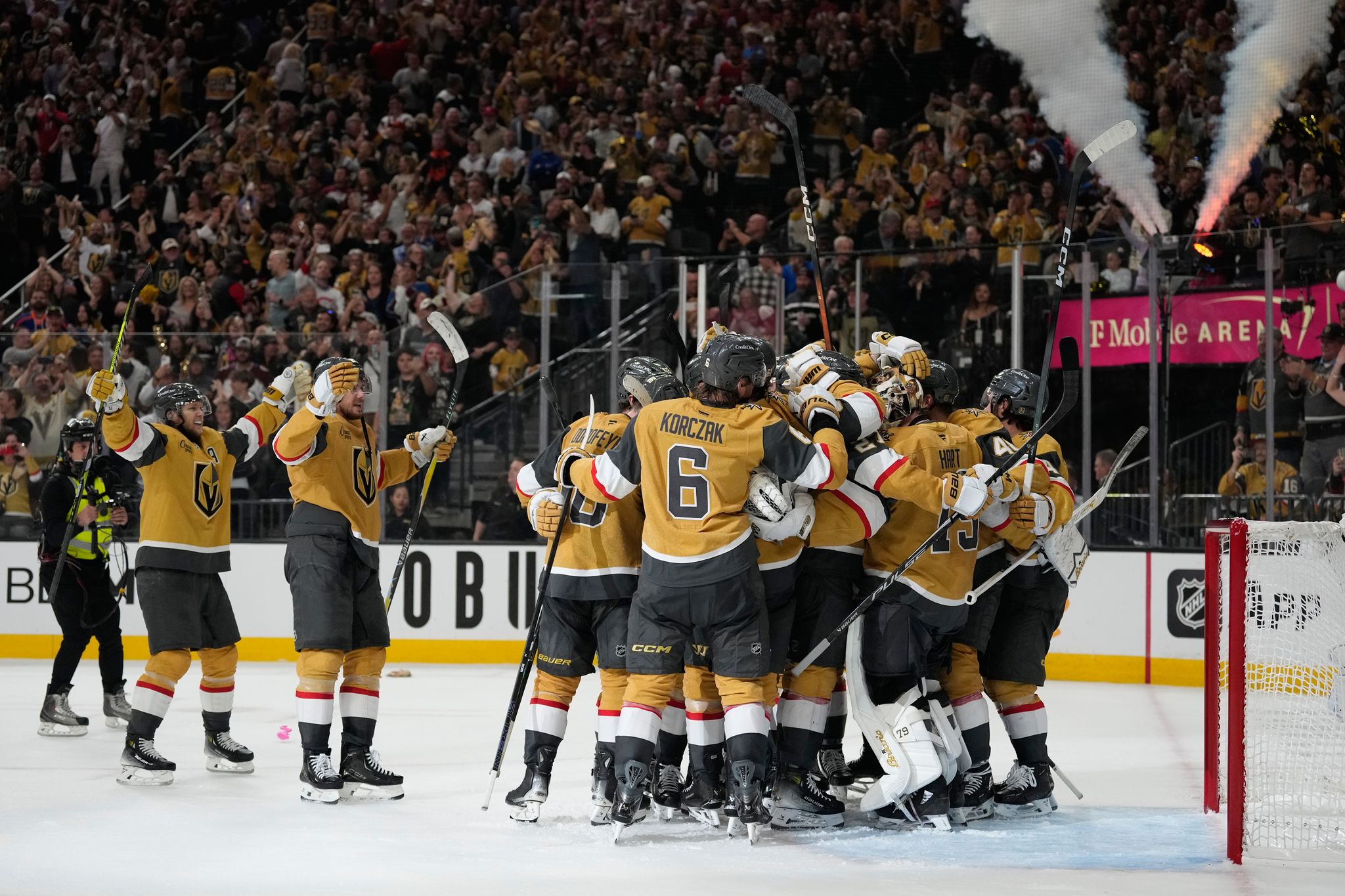 Die Vegas Golden Knights stehen in der NHL zum dritten Mal in den vergangenen neun Saisons in der Finalserie.