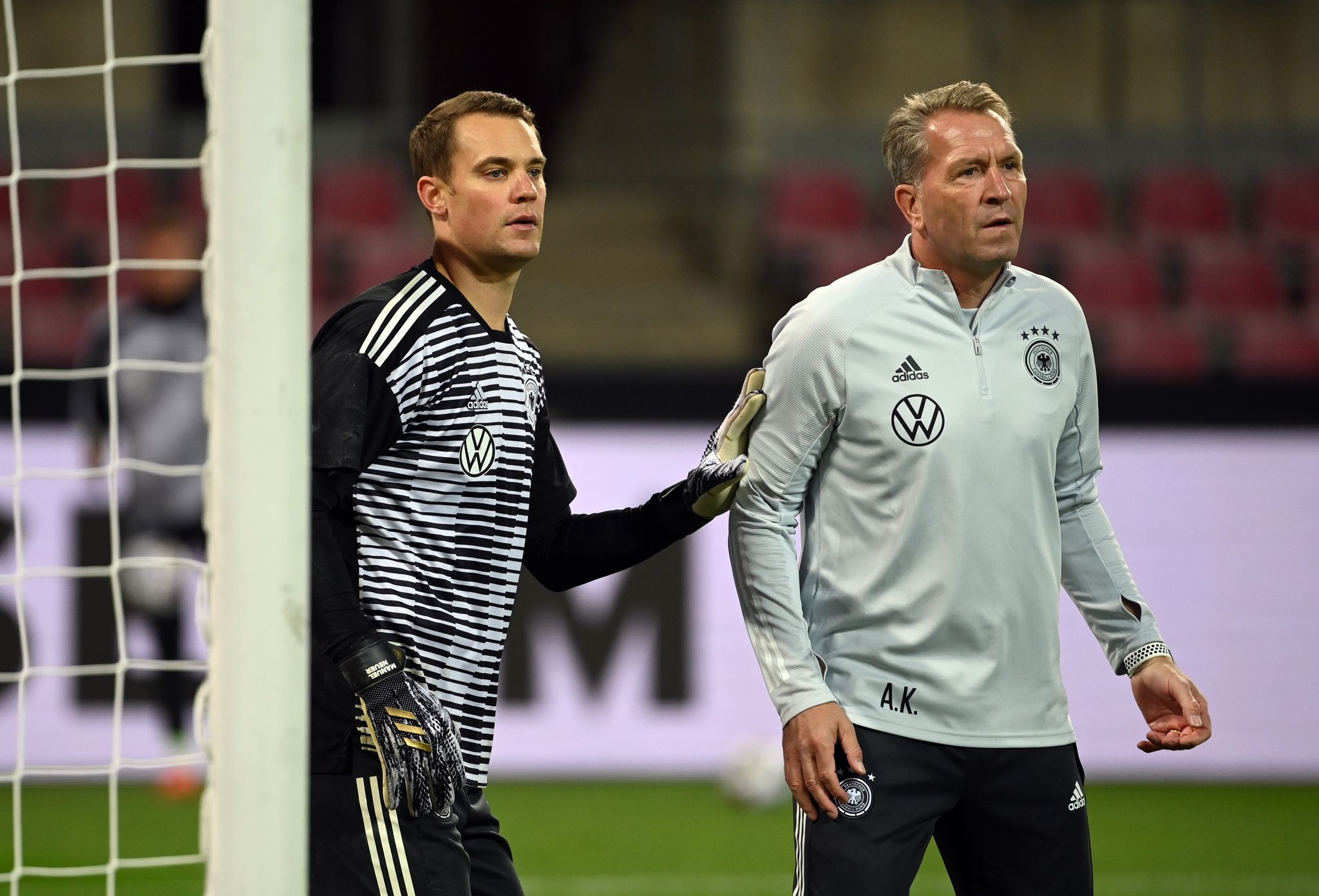 Manuel Neuer (l) und Andreas Köpke sind Vertraute. (Archivbild)