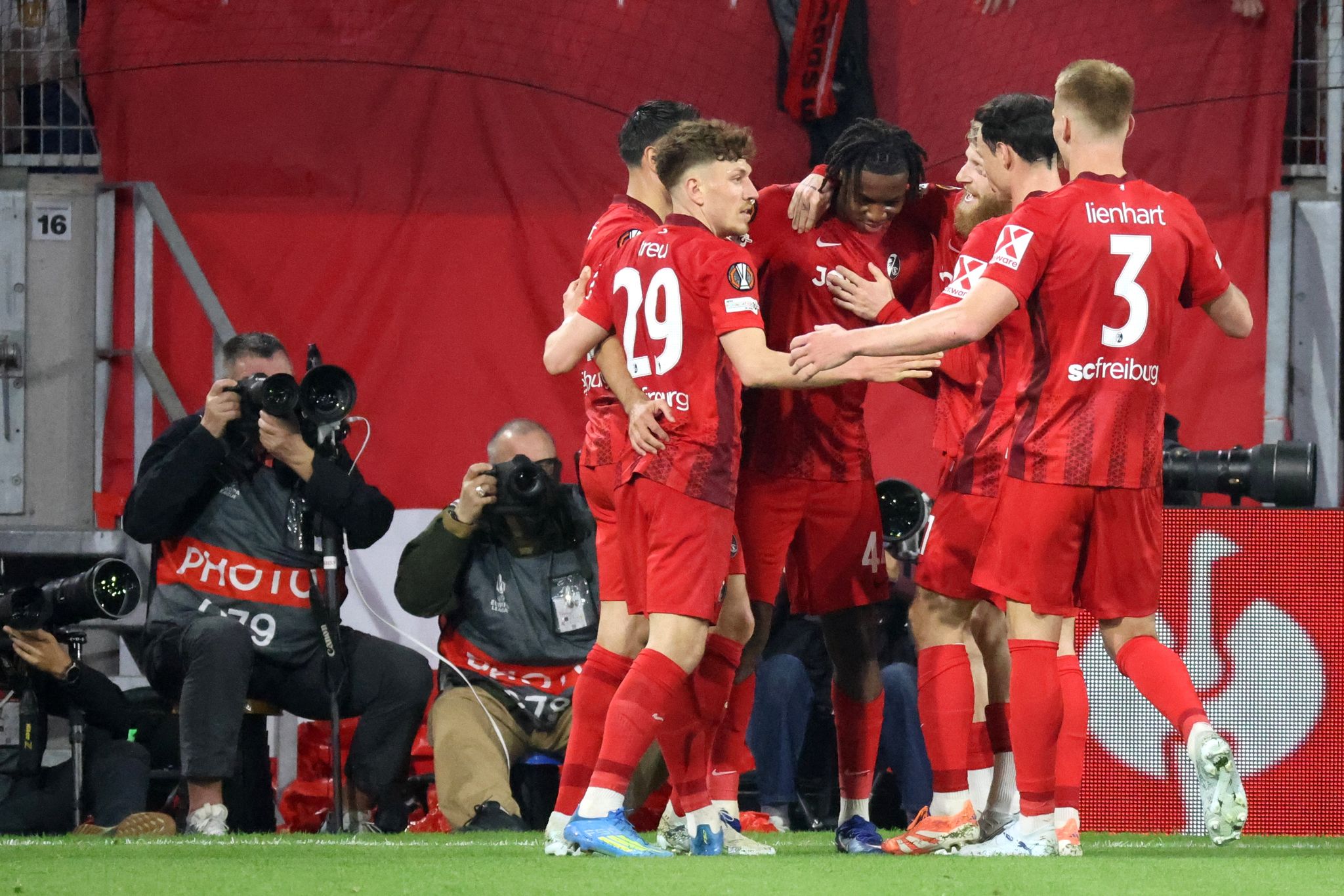 Trotz des Freiburger Sieges gibt es keinen weiteren Champions-League-Platz für die Bundesliga.