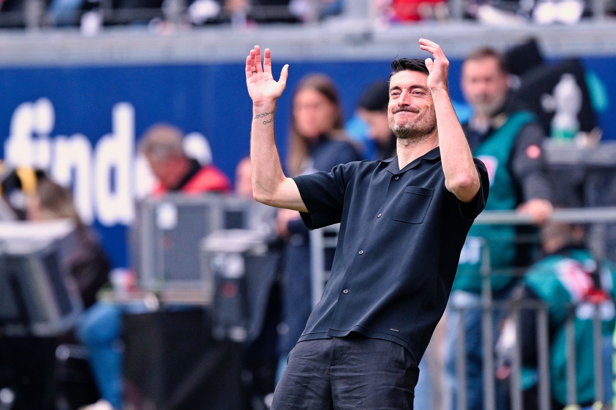 Albert Riera leistete sich als Coach von Eintracht Frankfurt einige Fehltritte.