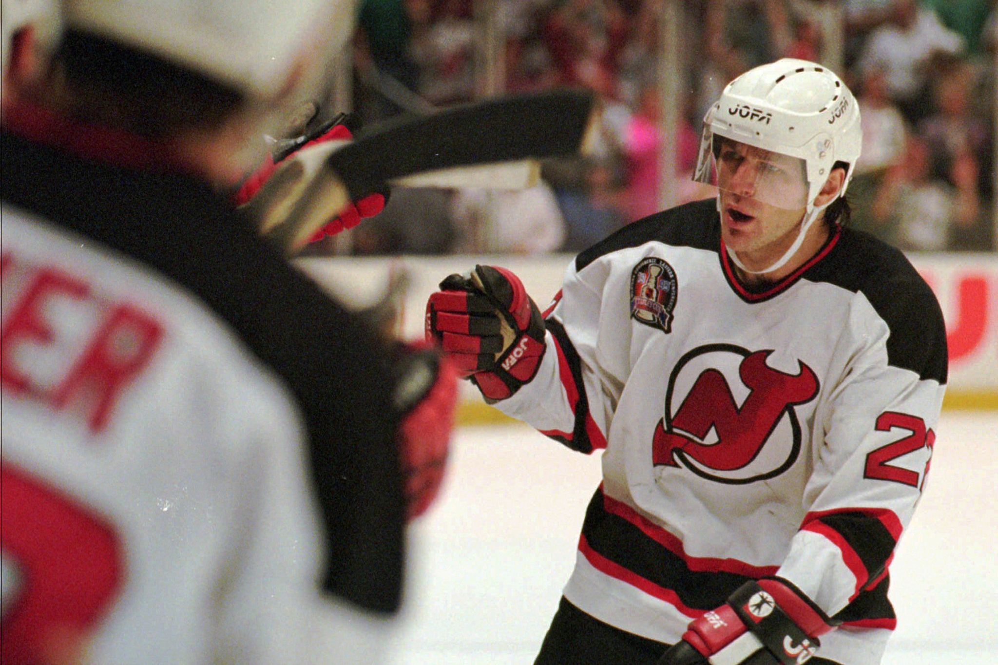 Claude Lemieux spielte in seiner Karriere auch für die New Jersey Devils. (Archivbild)