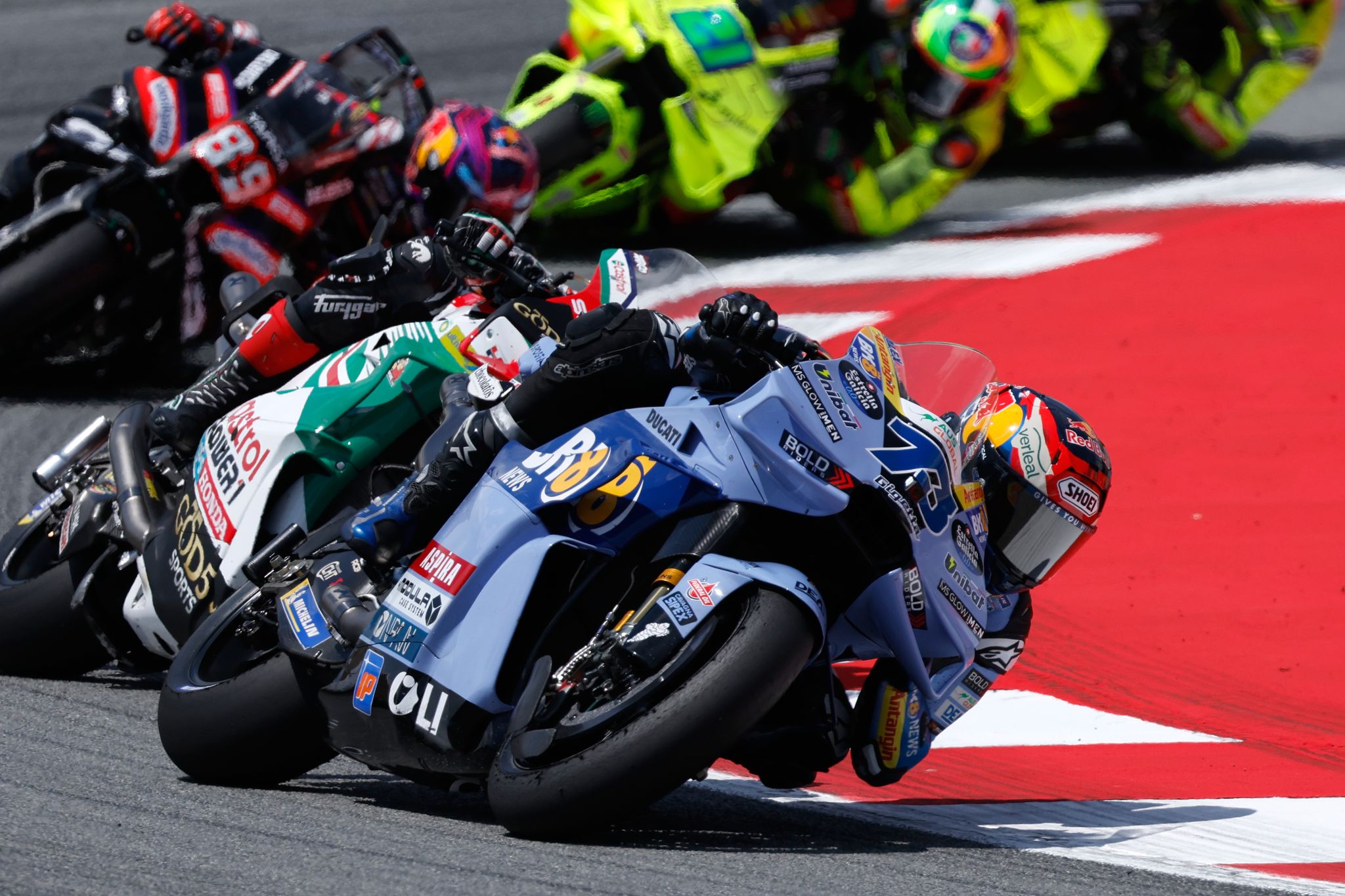 Àlex Márquez und Johann Zarco stürzten heftig.