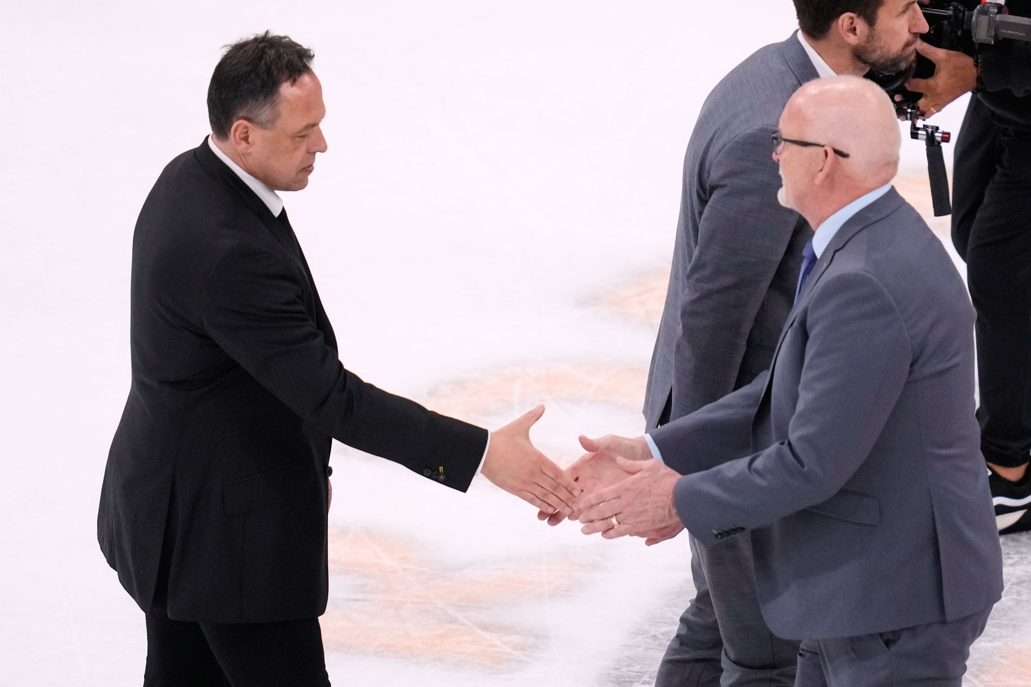 Boston scheitert mit Trainer Marco Sturm an den Buffalo Sabres mit Coach Lindy Ruff.