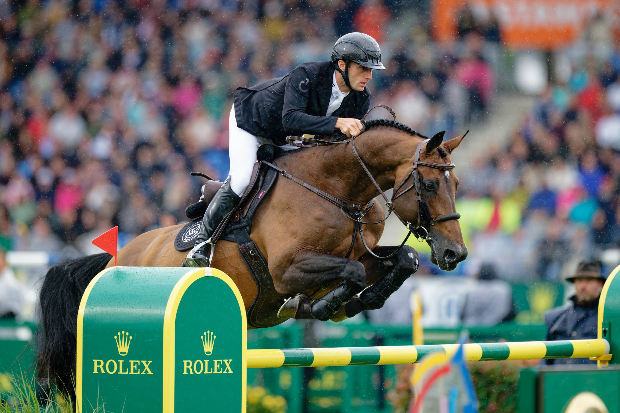 Richard Vogel will den Grand Slam des Reitsports gewinnen (Archivbild).
