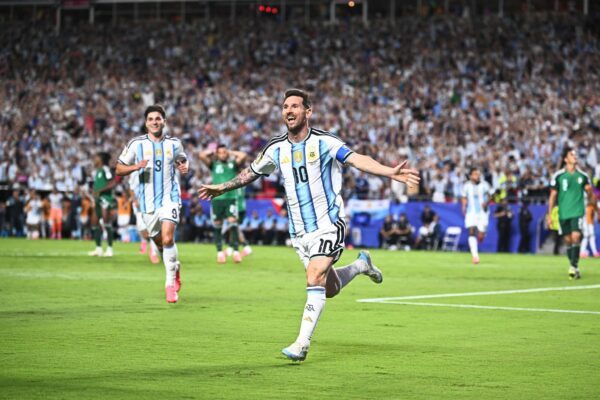 Lionel Messi traf doppelt gegen Algerien.