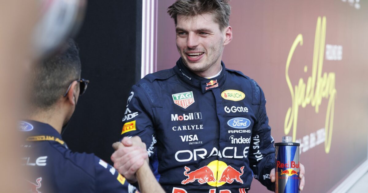 Max Verstappen hat endlich wieder Grund zum Lachen.