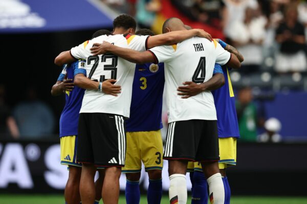 Einige Nationalspieler beider Teams