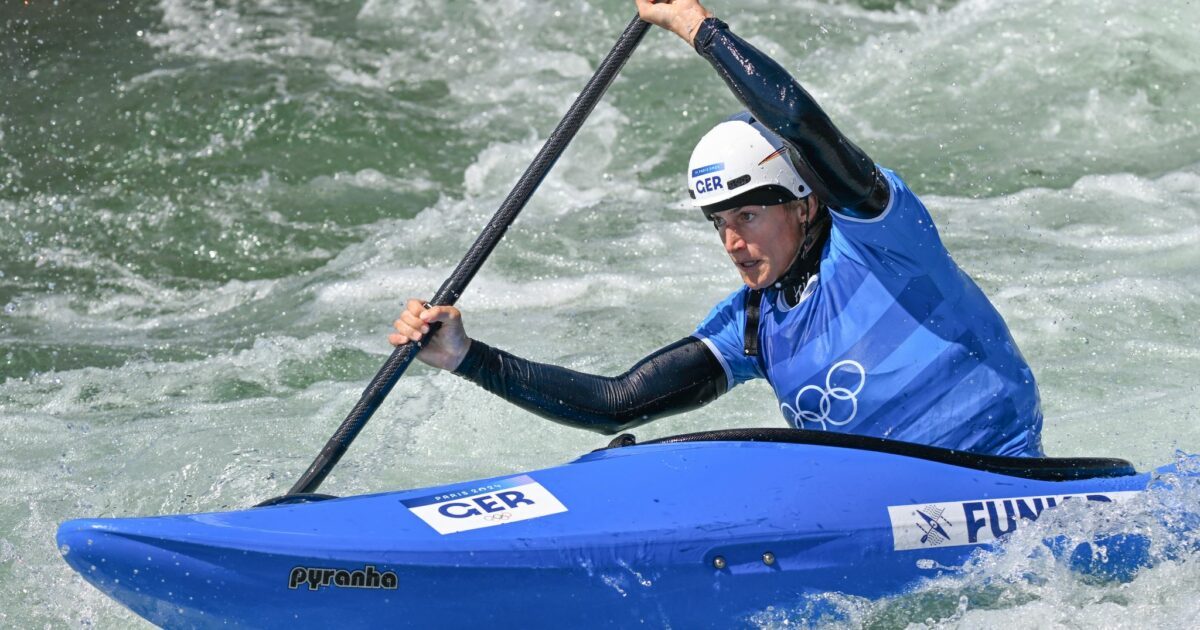Ricarda Funk gewinnt beim Heim-Weltcup in Augsburg auch im Kajak-Cross. (Archivbild)