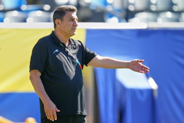 Irans Trainer Ghalenoei hat sich über die unfaire Behandlung seines Teams beschwert.