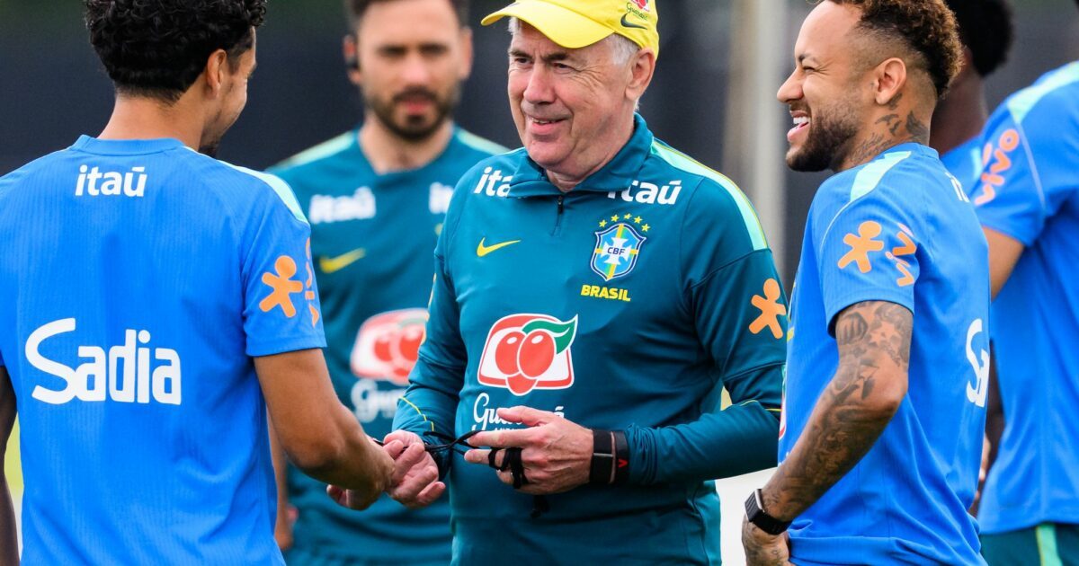 Schlüsselfiguren: Kapitän Marquinhos (l.) und Trainer Ancelotti. (Archvibild)